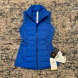 Lululemon Down for It All Vest Women 2 Performance Down Athletic Primaloft New